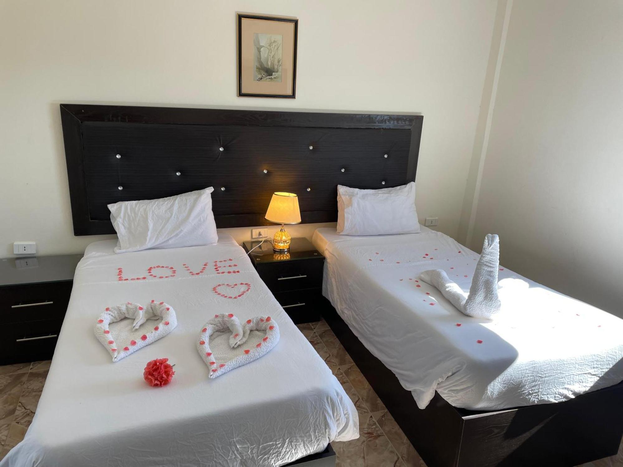 Plaza View Hostel Aţ Ţayyibah 외부 사진