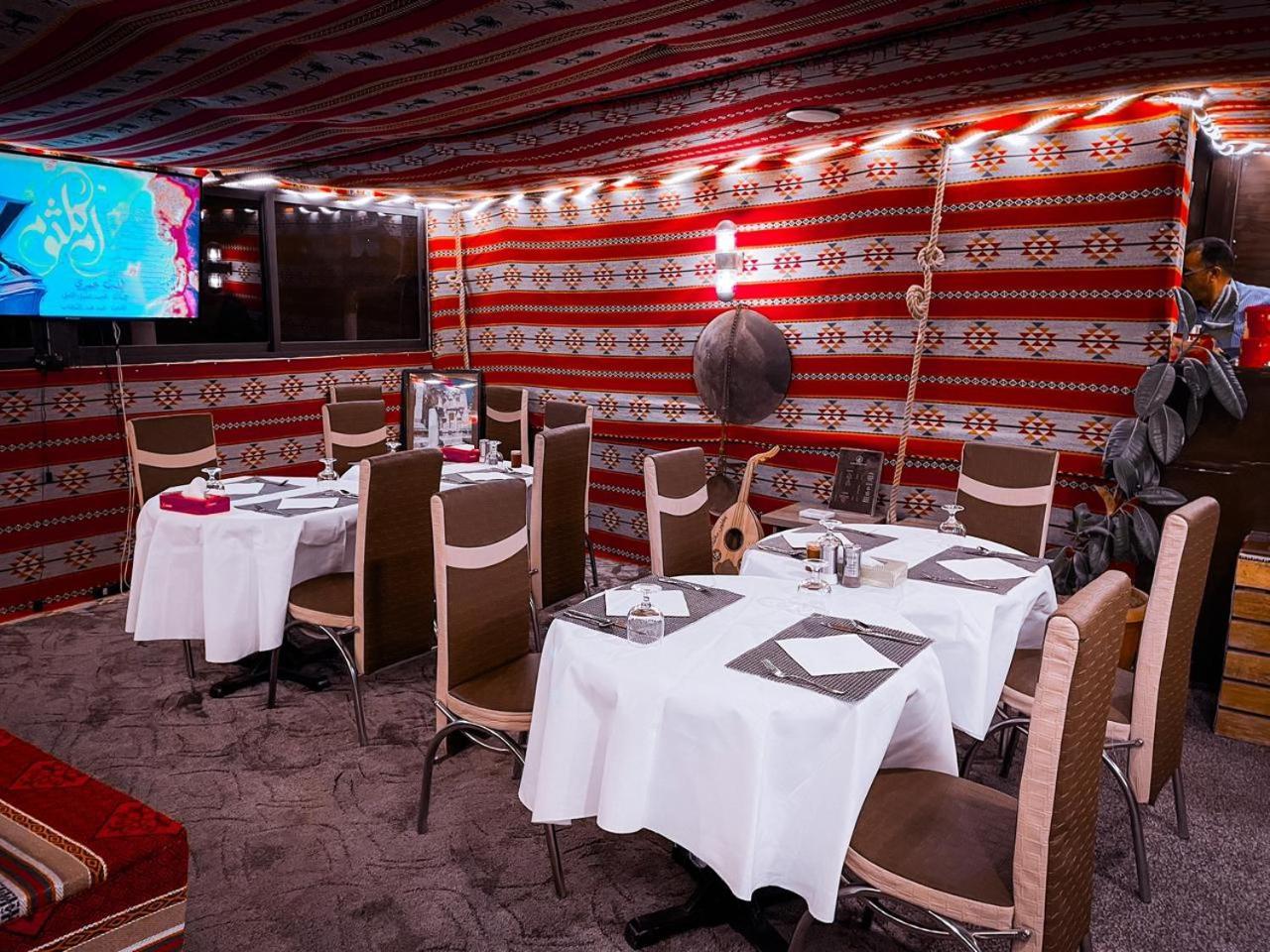 Plaza View Hostel Aţ Ţayyibah 외부 사진