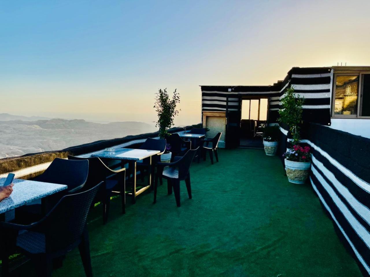 Plaza View Hostel Aţ Ţayyibah 외부 사진